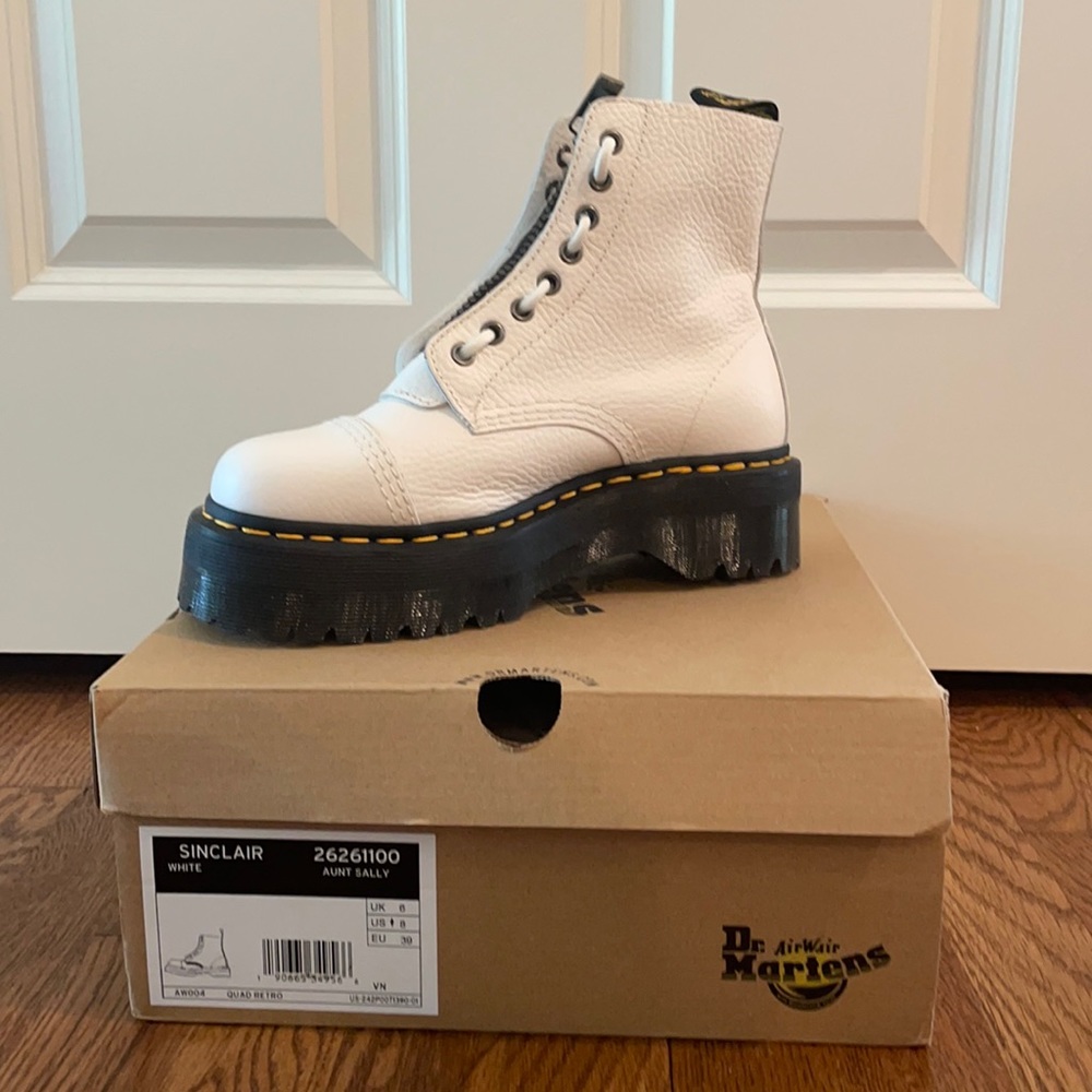 Dr Martens Sinclair boot white